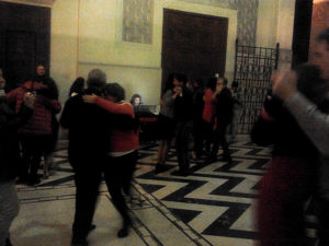 Tango solidale dalle Scarpe Rosse